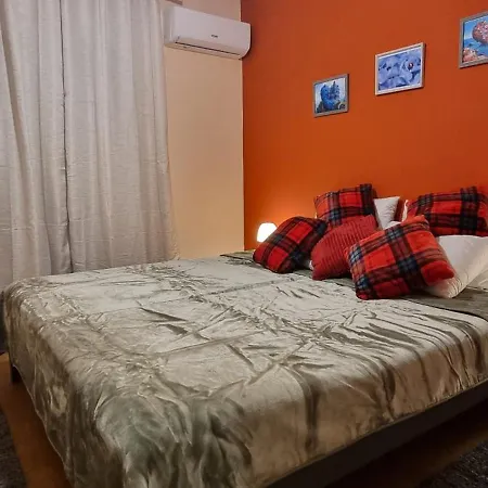 Petit3 Апартаменты Верия