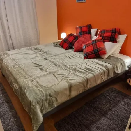 Petit3 דירה וריה