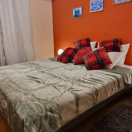 Petit3 Апартаменты Верия