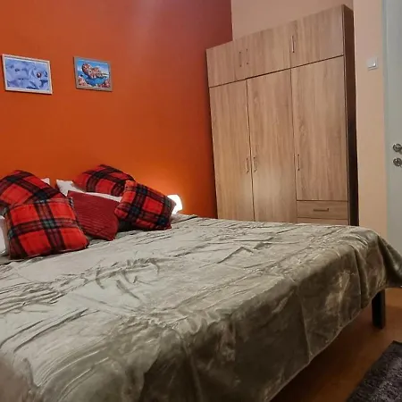 Апартаменты Petit3 *